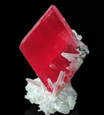 Rhodochrosite Quartz Mineral Stone Minerals And Gemstones Crystals Minerals
