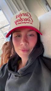 Kendra Gates's Instagram, Twitter & Facebook