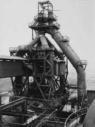 Les Typologies Photographiques De Bernd Et Hilla Becher Paysage Industriel Architecture Industrielle Photographie