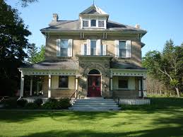 Stratford Perth Museum 4275 Huron Rd West This Stately Brick Italianate Farm House Built In 1870 By Stratford Victorian Homes House Styles Beautiful Homes