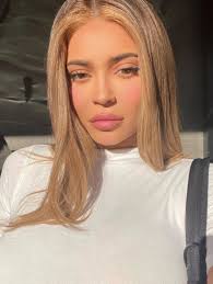 Kylie jenner just can't stop posting selfies. Kylie Jenner S New Look The Independent Singapore News