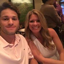 Frankie Vesuvio updated his profile picture.