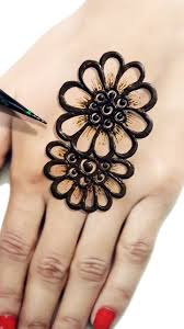 Henna, known as mehndi in india, is an ink made from the henna plant and used in indian and other eastern cultures for the creation of temporary tattoos. New Arabic Mehndi Design Back Hand Very Simple Mehndi Design For Beginners Mahandi Ki Digain Tato Henna Desain Henna