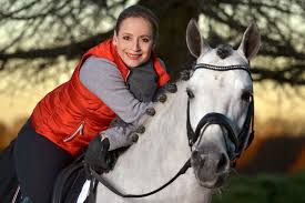 Reiterin isabell werth hat somit keine chance auf eine dritte goldmedaille im turnier. Reiten Gegen Den Hunger Isabell Werth Reitturniere De News Ergebnisse Turnierkalender Ranglisten