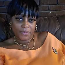 Aisha Murray's Instagram, Twitter & Facebook