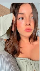 Anna Ferrando (@annaferrando7) • Threads, Say more