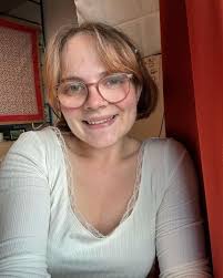 Here you gooo: getallmylinks.com/emmaclarkexx