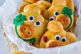 Glucksschweinchen Das Kuchengefluster Rezept Glucksschwein Lebensmittel Essen Glucks Schwein