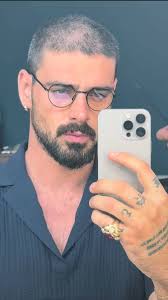 We truly value the support and admiration for Morrone. As a dedicated fan  and friend, I encourage you to foster a genuine connection by joining his  official community. By clicking the link