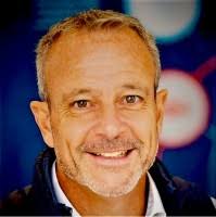 100+ profils pour “Adragna”