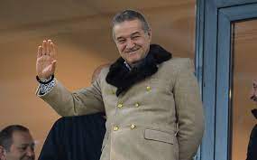 Meme ve göğüs aynı şey değildir. Rusescu And Benzar Out Of Fcsb Becali Broke The Silence And Announced What Was Going On