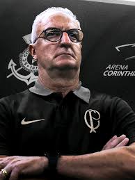 Fiel, parece que vamos começar a saga novamente. Dorival ou Tite? Tite ou  Dorival? Quem vocês preferem? #timão #corinthians #dorival #futebol