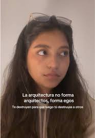 Te enseñan que sin dormir, sin llorar, sin romperte, no vale. Te dicen que  el ego es parte del talento. Pero eso no es parte del proceso, es parte del  problema. Y no están listos para esta ...