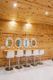 The Barn At Castle Rock Nelya In 2021 Alabama Wedding Venues Castle Rock Barn