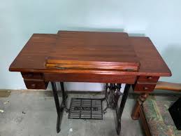 1 tahun (hasil jahitan) related products. Mesin Jahit Singer Lama Antiques Vintage Collectibles On Carousell