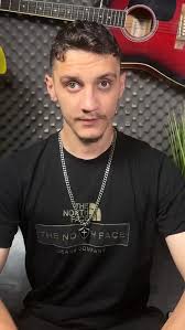 Cum mi-am creat propriul parfum la 19 ani? https://blind-power.com/