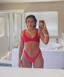 Sienna mae gomez (tiktok) has millions of followers. Xcaep60mw6cszm