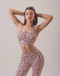 Martu Morales в X: „💋 t.coSZNdfmMMNX“  X