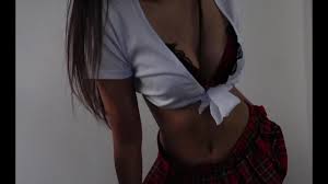 裸のダンス角質女子高生 - RedTube