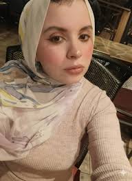 هي فرشاة تدليك الشعر دي حلوة