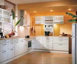 Two Tone Kitchen Cabinets Ideas Concept With Modern Door Design And Painted With Com Kitchen Design Modern White Modern Kitchen Design Paint For Kitchen Walls