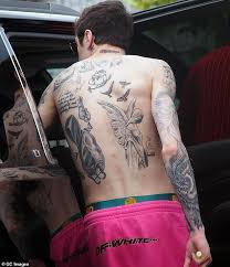 I do not allow usage without written authorization from me personally. Pete Davidson In The Process Of Getting All His Tattoos Removed Aktuelle Boulevard Nachrichten Und Fotogalerien Zu Stars Sternchen