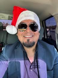 Tracey Cryer's Instagram, Twitter & Facebook