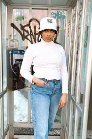 Bucket Hats Are Here To Stay So Here S How To Actually Wear Them Outfits With Hats Bucket Hat Outfit Outfits