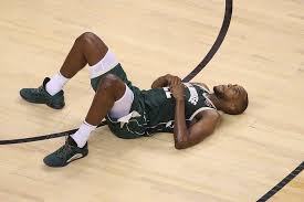 Khris middleton recorded 40 points, 5 rebounds, and 5 assists for the bucks, while bradley beal additionally, bradley beal and khris middleton became the first duo to score 40 or more points each. Khris Middleton Wiki 2021 Girlfriend Salary Tattoo Cars Houses And Net Worth