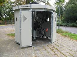 Mit uns finden sie einen kompetenten fahrradhändler mit gutem service und produkten. Fahrradhauschen Fur Dusseldorf Adfc Nrw Kreisverband Dusseldorf E V