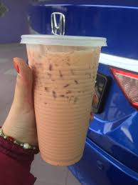 Es teh manis telah siap diminum. Ù„Ø§ ØªØ­Ø²Ù† ÙŠØ§ Ø§Ù„Ù†Ø³Ø§Ø¡ Resepi Teh Ais Kawwww