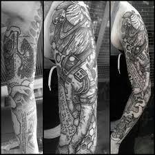 Black And White Space Tattoo Half Sleeve Fictional Astronaut Tattoo Sleeve Best Tattoo Ideas Gallery Tatuaje De Astronauta Tatuajes Espaciales Tatuaje Del Espacio En El Brazo