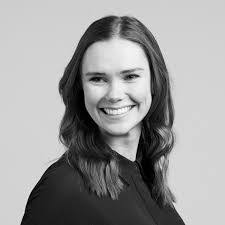 Miranda Thorne's Instagram, Twitter & Facebook