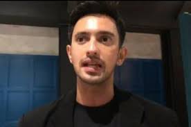 Omar Daniel Gelar Makan Bareng Kru dan Pemain Tukang Bubur Pengen Naik Haji  di Momen Ultah : Okezone Celebrity