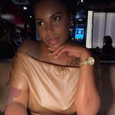 T. Kingz BBQ, run by Trevon King (SR, Crosby, Texas), served delicious  barbecue from Courtside Grill yesterday afternoon and evening. We love  supporting our students as they pursue entrepreneurship!