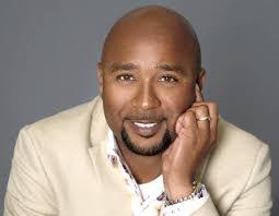 Perry Darling's Instagram, Twitter & Facebook