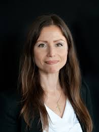 Luke Medlin's Instagram, Twitter & Facebook