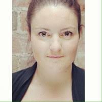 Victoria Vinson's Instagram, Twitter & Facebook