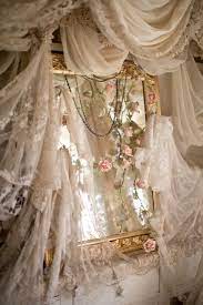 Pin By Dia Jersey On Craft Rooms Crafts Booths Shops Shabby Chic Furniture Shabby Chic Decor Chic Decor