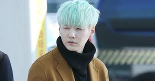 In fact, the detroit rapper is sporting a new hairdo altogether. 5 Male Idols Who Became The Definition Of Mint Green Hair Koreaboo