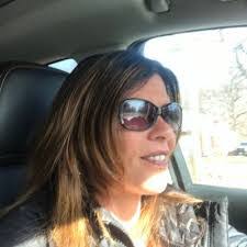 Sherry Hyatt's Instagram, Twitter & Facebook