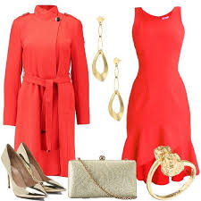 Lussureggiante abito rosso bambino e accessorio fascia per bambine labito perfetto per una vacanza o un compleanno! L Outfit Si Compone Di Un Abito Rosso A Girocollo Ed Un Cappotto Classico Con Cintura In Vita La Decollete Col Abiti Alla Moda Stile Di Moda Vestiti Da Ballo