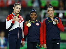 Первые два места на пьедестале заняли американки симона байлз и. Rio 2016 Sportivnaya Gimnastika Bajlz Vyigrala Mnogobore