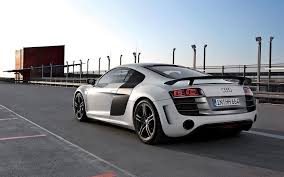 Beautiful Audi R8 Car Hd Wallpapers Famous Hd Wallpaper Audi Sports Car Sports Car Wallpaper Car Hd