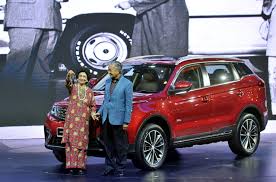 With the advent of proton's x50 and. Perodua Aruz Vs Proton X70 Hirup W