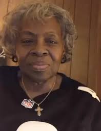 Obituary information for Queen Esther Wade