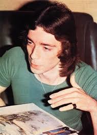 Steve Hackett Interview im französischen Best Magazin 1975 : Deutscher  Genesis Fanclub it