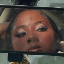 Are there any warehouse jobs hiring in Independence for $18 or more?