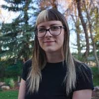 Katie Royce's Instagram, Twitter & Facebook