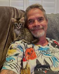 Hogan is getting so big! #davidloop65 #cat #catlover #catlife #kitten